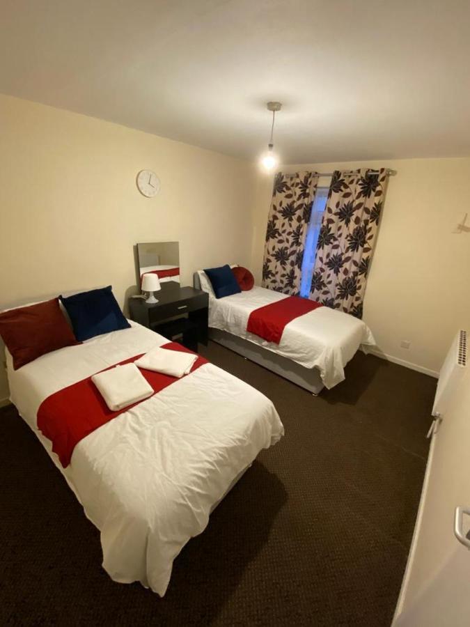 2 Bedroom Lovely Apartment In Woolwich London Exteriör bild